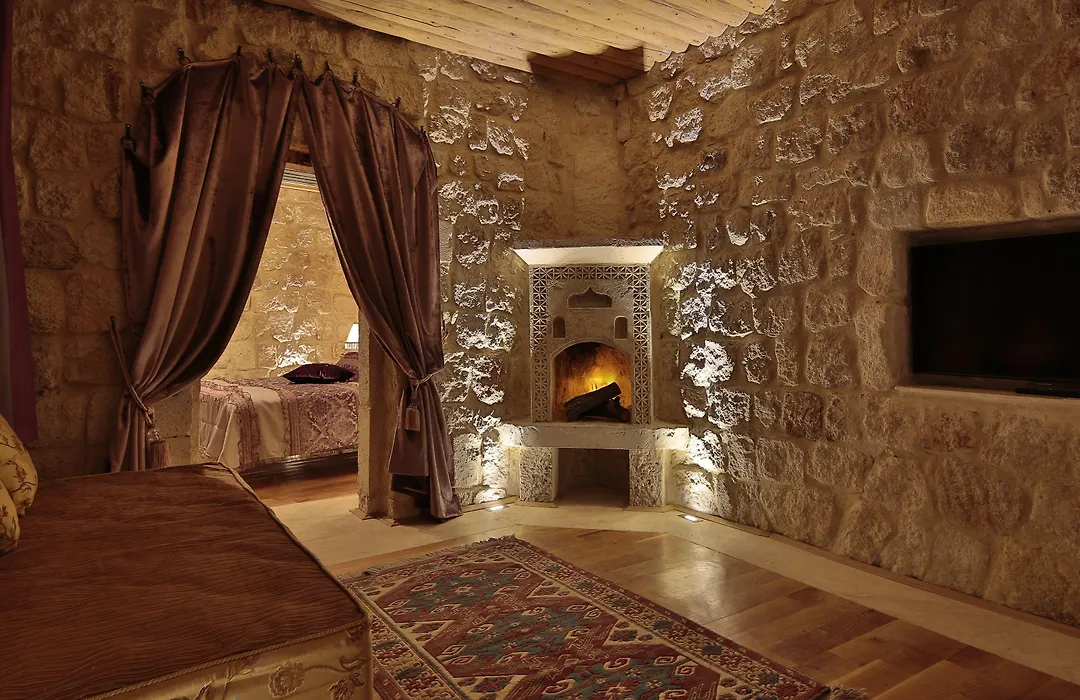 Golden Cave Suites-1